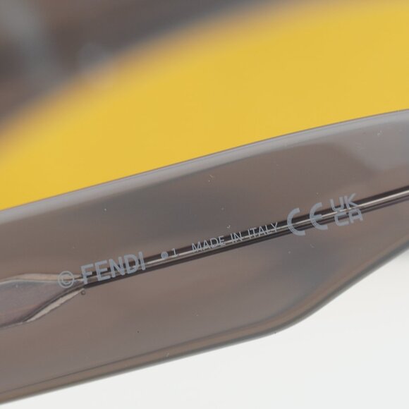 Fendi FE40146I 20A Cat Eye Sunglasses - Grey/Smoke main image 5